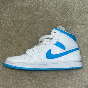 Jordan 1s women’s